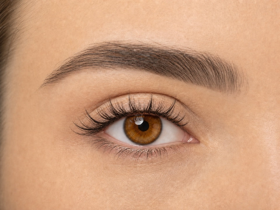 Wispy romantic lash look example